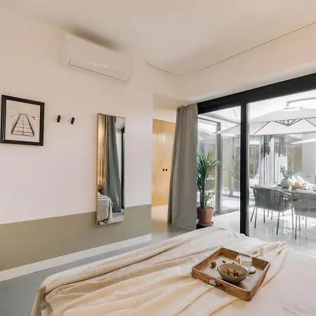 Faial - 1 Bedroom And Terrace In Santo Antonio Lizbona